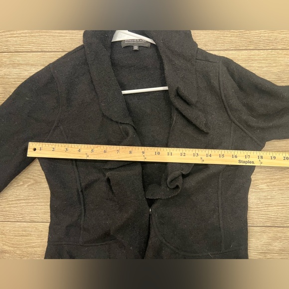 Jones New York PETITE MEDIUM Black Ruffled Collar MERINO WOOL  Blazer - Picture 8 of 9